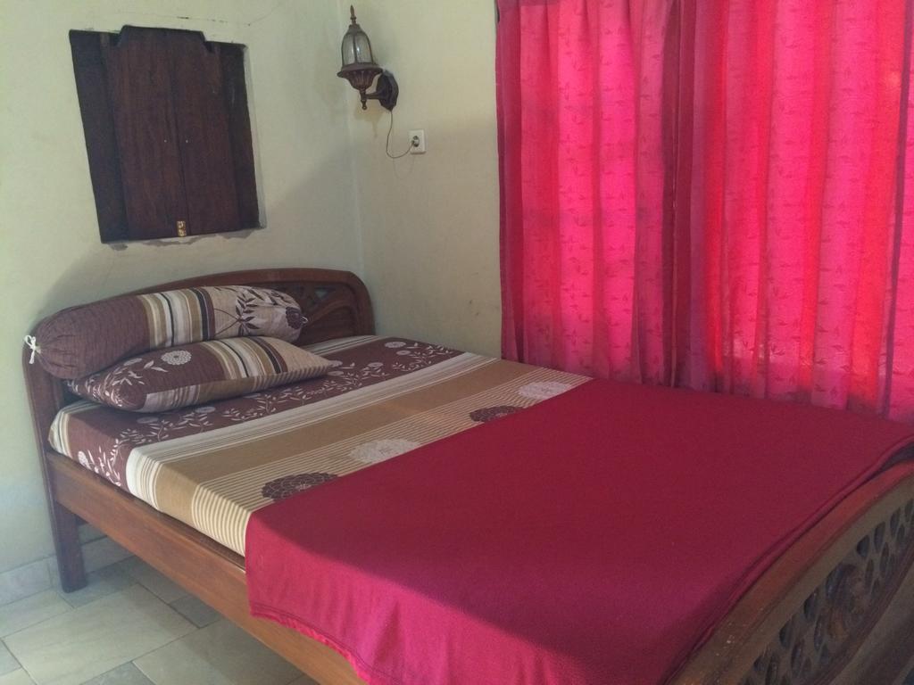 Ray Homestay Batununggul Esterno foto