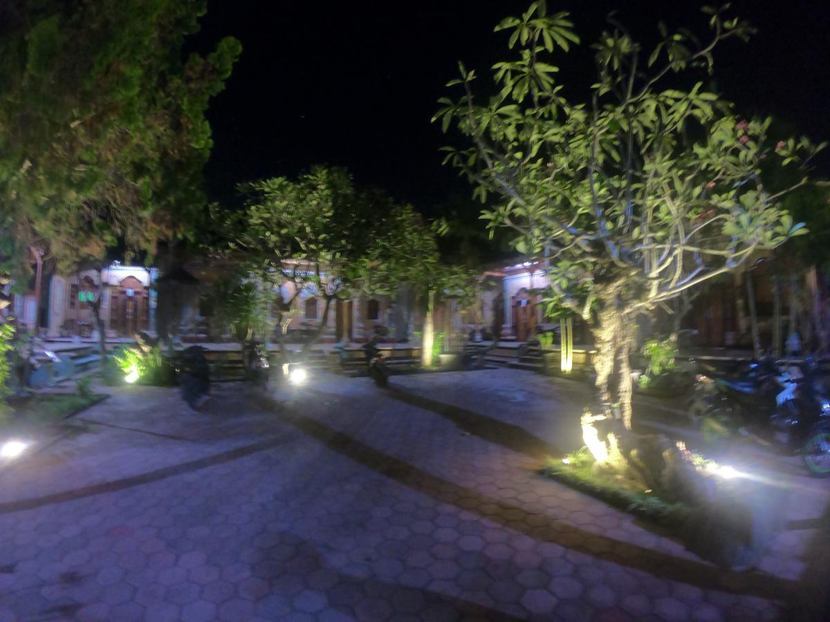 Ray Homestay Batununggul Esterno foto